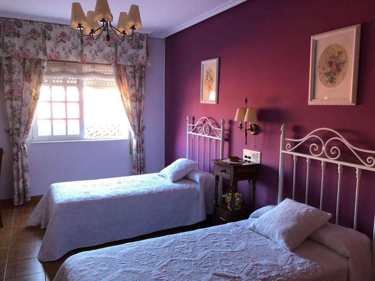 Hostal Juan Rosal Ngoại thất bức ảnh